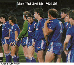 man utd 1984 3rd kit